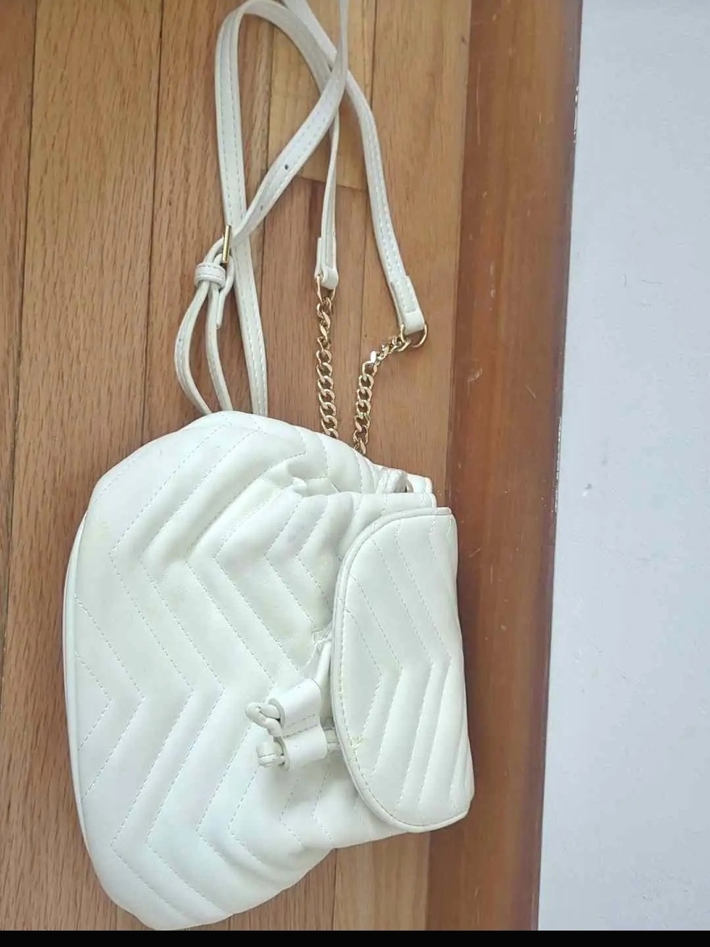 White Quilted Bag/backpack with Chain Strap